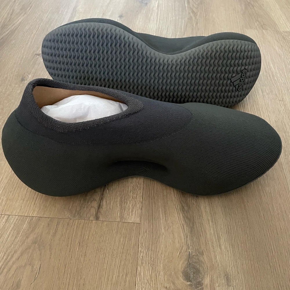 Adidas Yeezy Knit Runner Stone Onyx Size 10.5